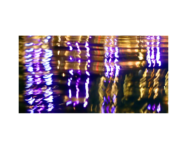 Waters Tahiti with lights 4